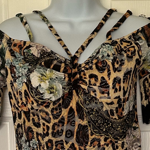 Venus Leopard print Top - Picture 3 of 8